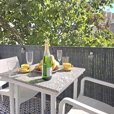 Daire Tranquil Oasis 2 Bedroom Coastal Getaway By Namaste Elite *